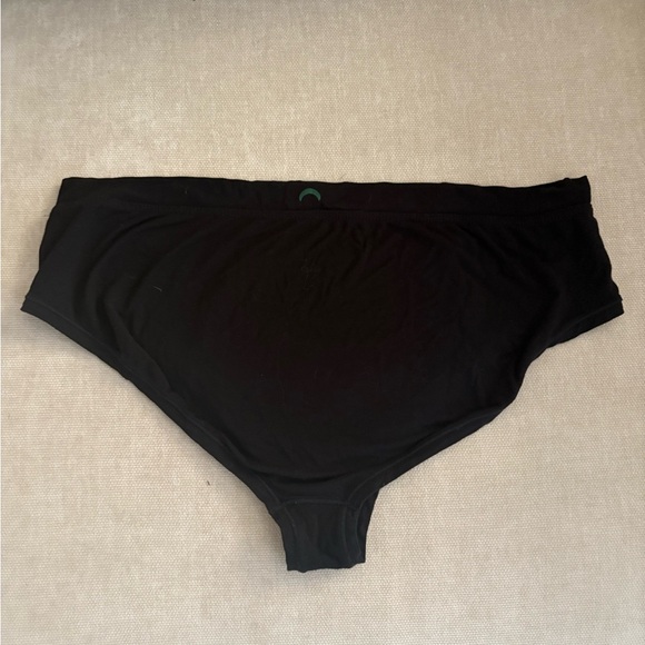EUC Huha Anti-microbial Black Women's Underwear size XL - Picture 1 of 7